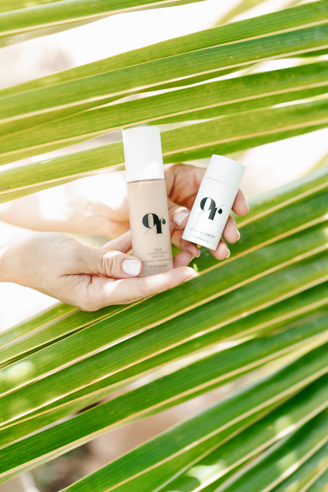 Oliveda skin tint and contour